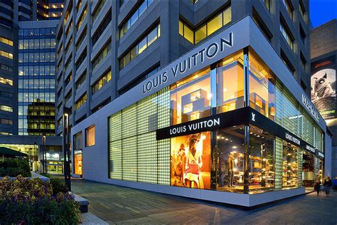 Louis Vuitton toronto bloor street